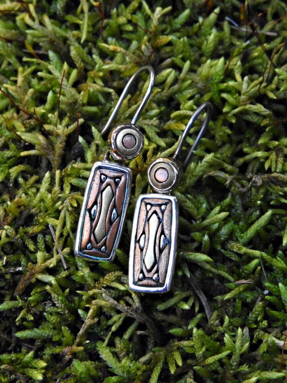 Liz Claiborne Signed Silver Tone Brown Enamel Dangle Earrings